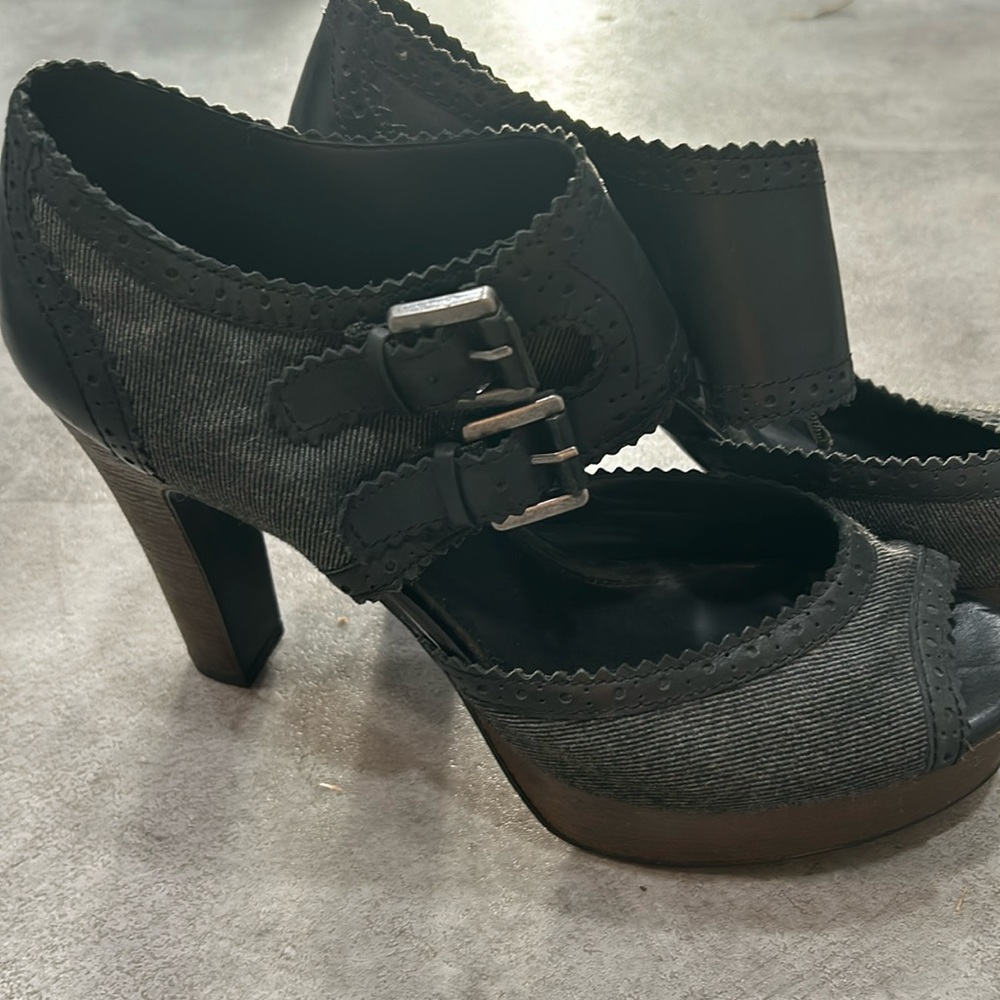 Halogen Lyndon Platform pumps. Size 10 excellent condition. Wood heels Blk/ grey